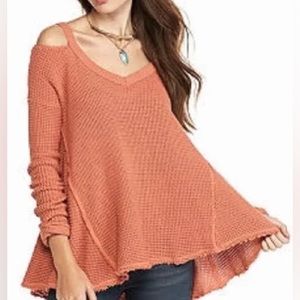 Free People ‘Cold Shoulder Sweater’ Coral, size small